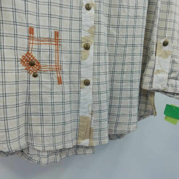 Mesmerize Button Up Shirt Women L Check Western Embroidered Studs 3/4 Sleeve NWT - Picture 3 of 10